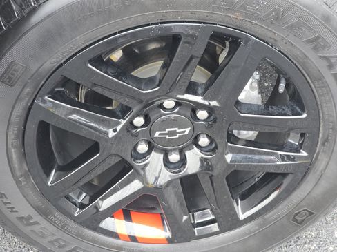 Used 2022 Chevrolet Silverado 1500 RST w/ Redline Edition image 3