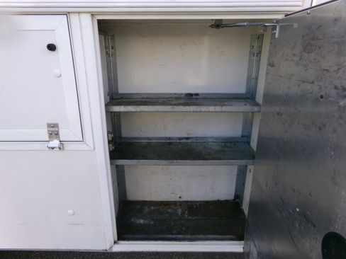 Used 2014 Ford E-350 and Econoline 350 Super Duty w/ Power Windows & Locks Group image 10