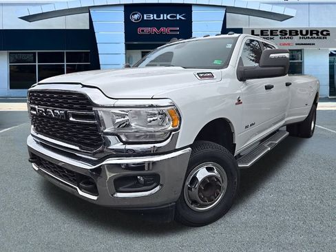 Used 2023 RAM 3500 Big Horn w/ Level 1 Equipment Group image 3