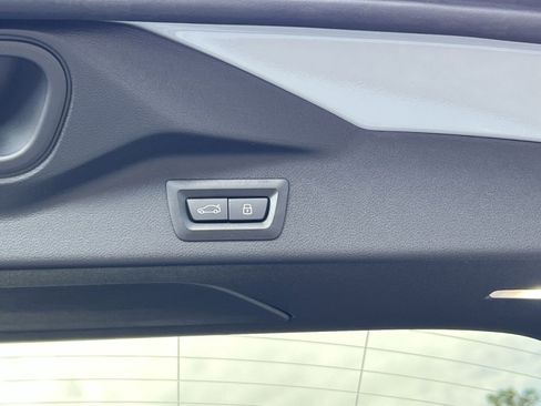 New 2026 BMW X7 xDrive40i w/ M Sport Package image 25