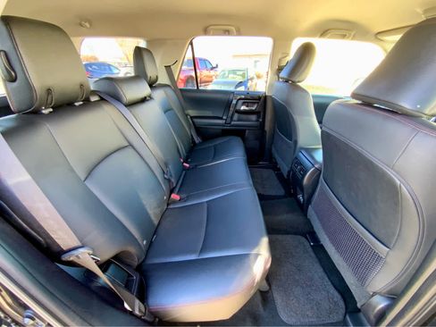 Used 2020 Toyota 4Runner TRD Off-Road Premium image 26