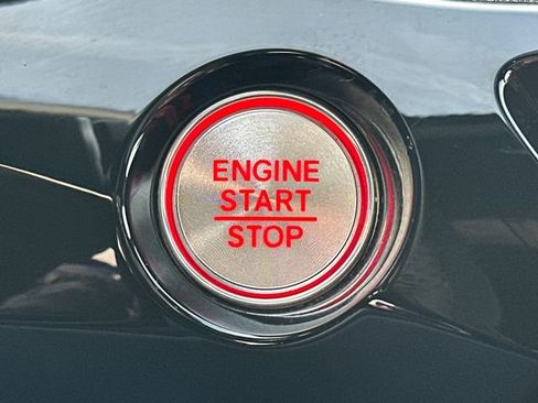 Used 2022 Acura MDX A-Spec image 39