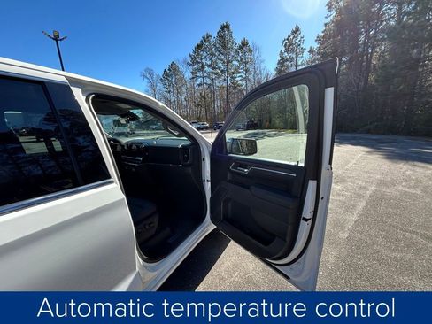 Used 2025 GMC Sierra 1500 SLT image 24