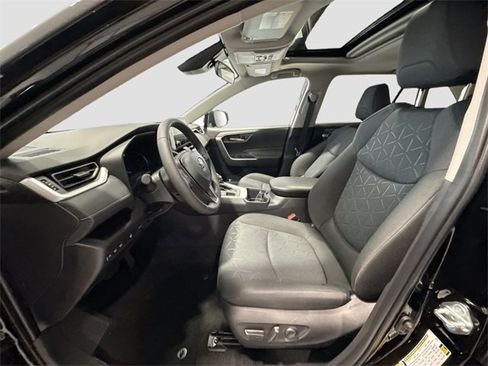 New 2025 Toyota RAV4 XLE image 17