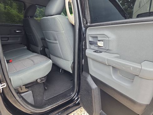 Used 2015 RAM 1500 Big Horn AWD/4WD image 29