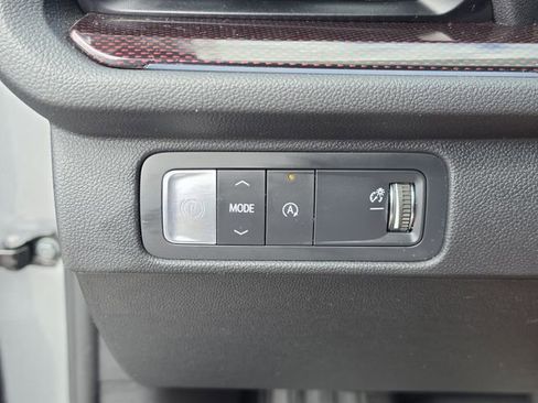 Used 2024 Chevrolet Traverse RS w/ LPO, Floor Liner Package FWD image 31