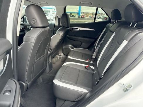 Certified 2025 Buick Envision Sport Touring image 25