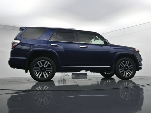 Used 2023 Toyota 4Runner Limited AWD/4WD image 38