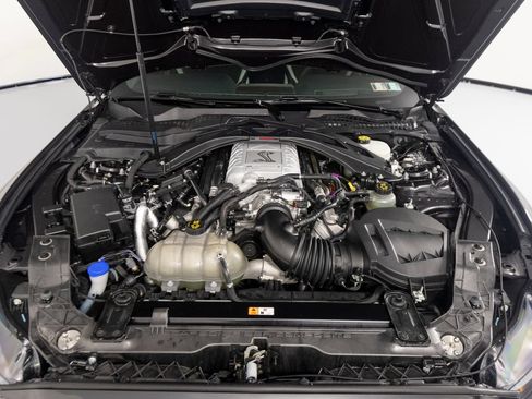 Used 2022 Ford Mustang Shelby GT500 w/ Carbon Fiber Track Pack RWD image 49