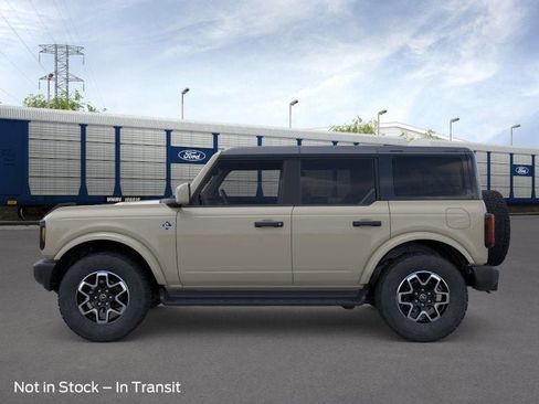 New 2026 Ford Bronco Outer Banks AWD/4WD image 4