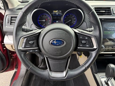 Used 2018 Subaru Outback 2.5i Premium image 18