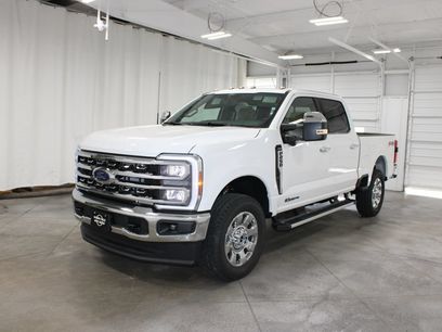New 2026 Ford F250 Lariat w/ Lariat Premium Package