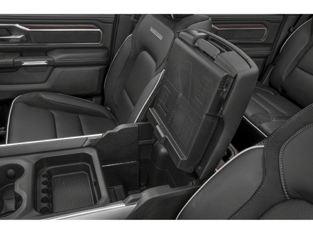 Used 2026 RAM 1500 Laramie AWD/4WD image 9