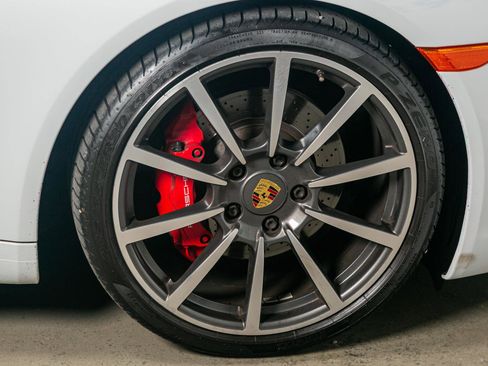 Used 2015 Porsche 911 Carrera S RWD image 21