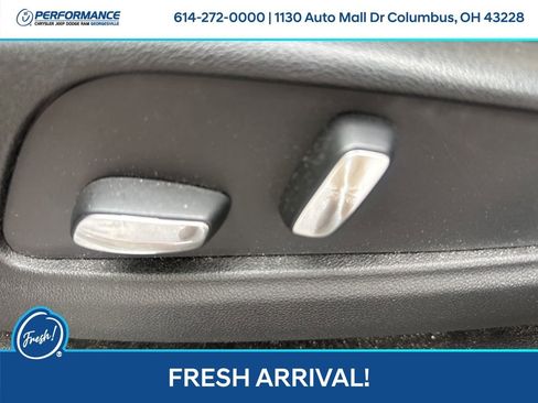 Used 2017 Cadillac XT5 FWD w/ LPO, Wheel Lock Package image 13