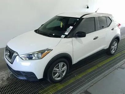 Used 2020 Nissan Kicks S