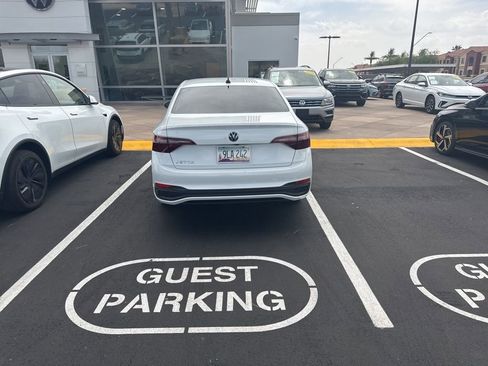 Certified 2023 Volkswagen Jetta S FWD image 8