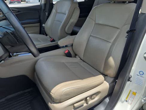 Used 2019 Honda Pilot Touring image 18