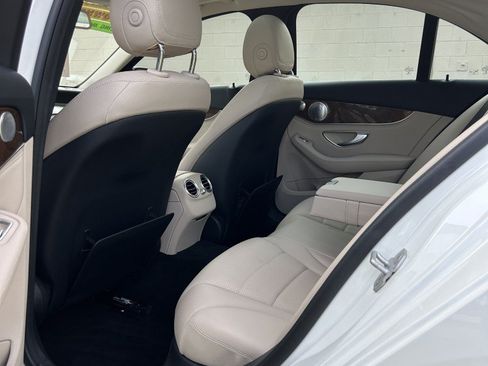 Used 2015 Mercedes-Benz C 300 4MATIC Sedan image 16