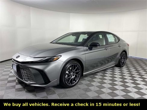 Used 2026 Toyota Camry XSE image 4