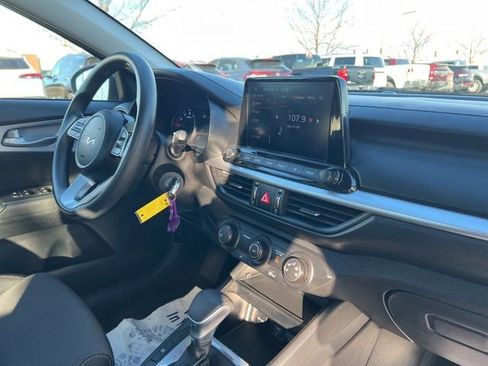 Certified 2024 Kia Forte LXS image 30