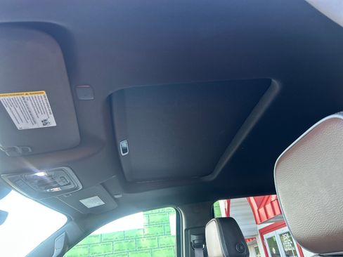 Used 2025 GMC Sierra 3500 Denali w/ Denali Reserve Package image 14