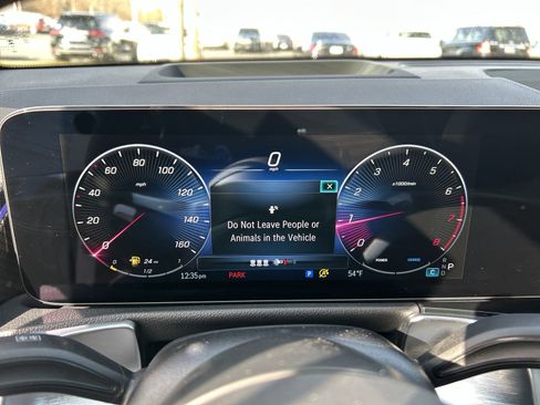 New 2025 Mercedes-Benz GLB 250 4MATIC image 25