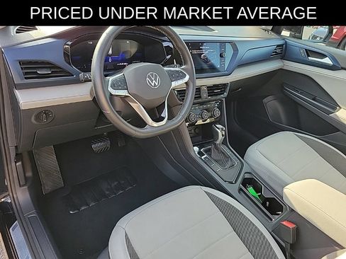 Used 2024 Volkswagen Taos SE FWD image 16