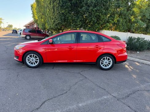 Used 2016 Ford Focus SE image 5