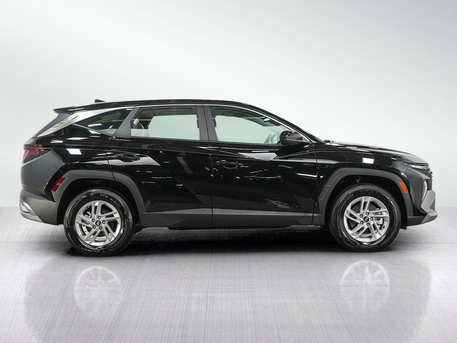 Certified 2026 Hyundai Tucson SE AWD/4WD image 6