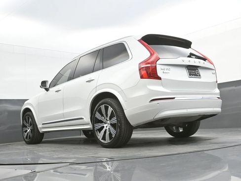Certified 2025 Volvo XC90 B6 Ultra w/ Protection Package AWD/4WD image 33