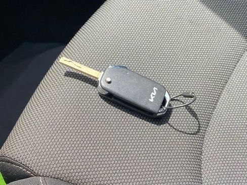 Used 2024 Kia Forte LXS image 28
