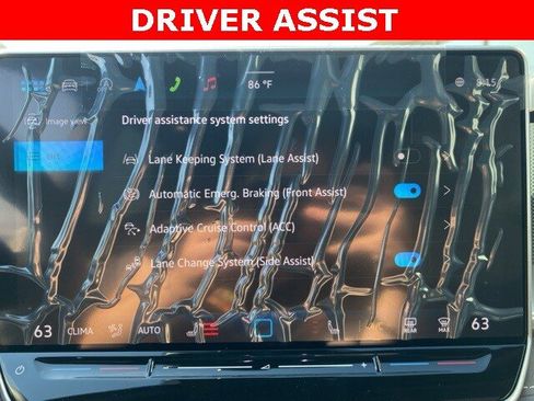 New 2025 Volkswagen Tiguan SE R-Line image 4