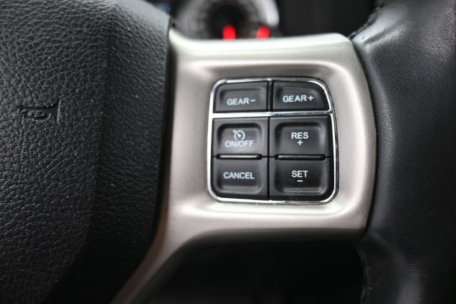 Used 2018 RAM 1500 Laramie w/ Convenience Group AWD/4WD image 19