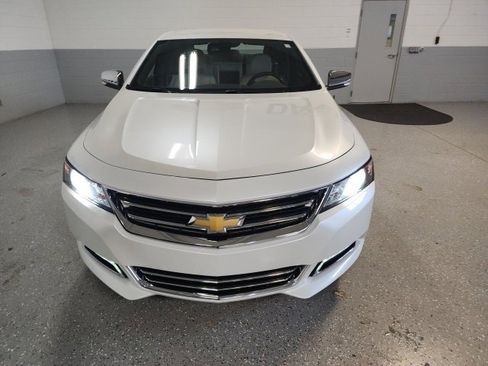 Used 2017 Chevrolet Impala Premier w/ Enhanced Convenience Package image 6