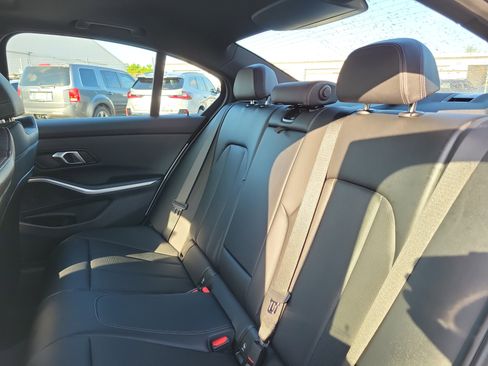 Used 2025 BMW 330i 330i image 10
