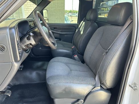 Used 2007 Chevrolet Silverado 3500 2WD Regular Cab image 7