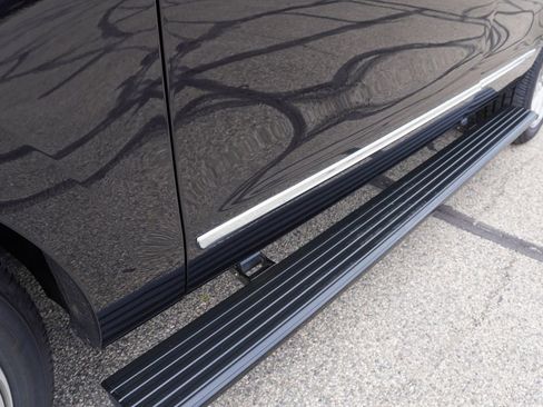 Used 2022 Lincoln Navigator Reserve AWD/4WD image 15