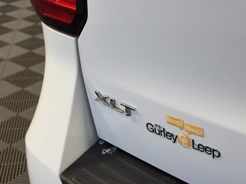 Used 2024 Ford Expedition XLT image 18