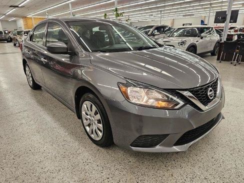 Used 2019 Nissan Sentra S FWD image 4