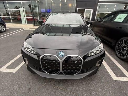 Used 2023 BMW i4 eDrive35 w/ Premium Package image 2