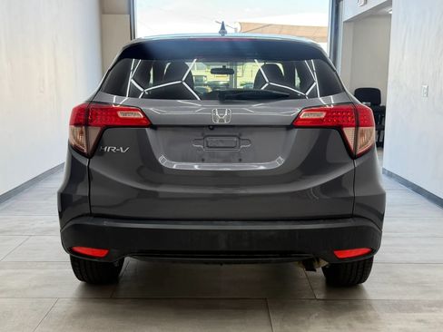 Used 2017 Honda HR-V EX image 8