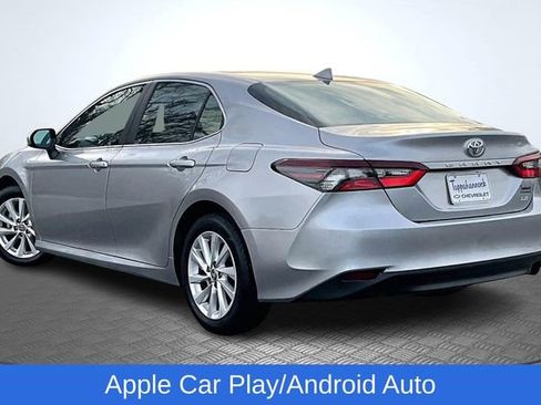 Used 2024 Toyota Camry LE image 5