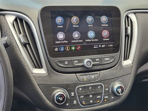 Used 2023 Chevrolet Malibu LT image 16