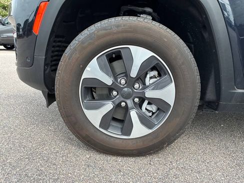 New 2024 Jeep Grand Cherokee Limited 4xe w/ Luxury Tech Group II image 28