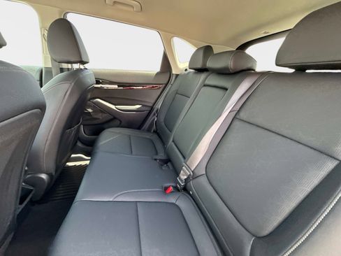 Used 2024 Kia Seltos EX FWD image 15