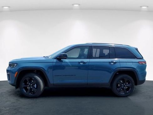 New 2026 Jeep Grand Cherokee Limited AWD/4WD image 5