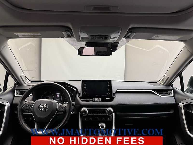 Used 2021 Toyota RAV4 XLE Premium AWD/4WD image 12