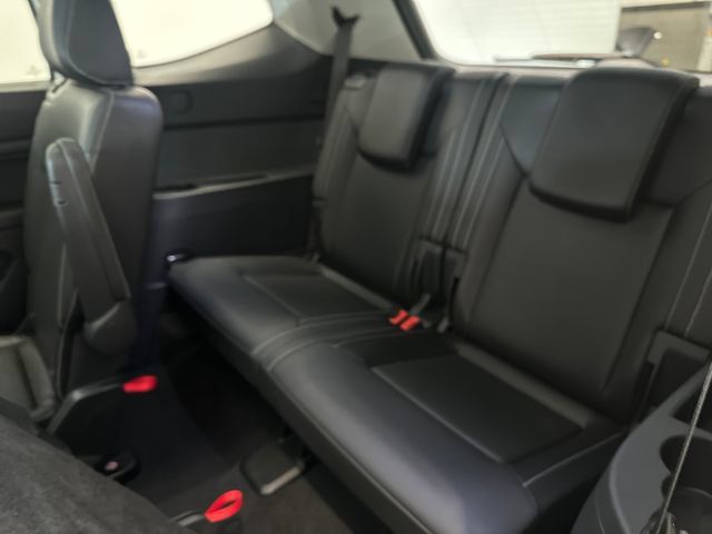 Used 2021 Volkswagen Atlas SEL AWD/4WD image 16