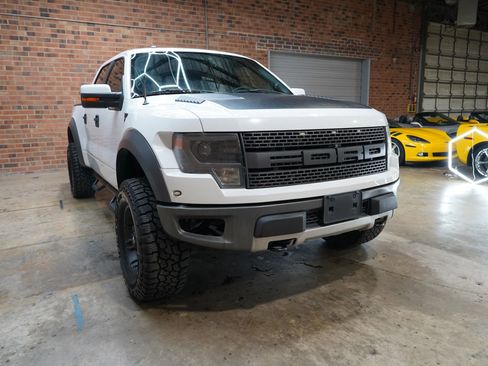 Used 2014 Ford F150 Raptor w/ Equipment Group 801A Luxury AWD/4WD image 4
